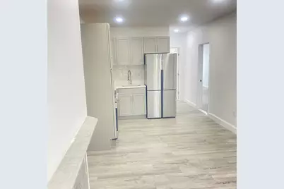 221 Summit Ave #3, Jersey City, NJ 07304 - Photo 2