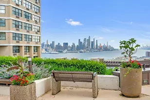 7002 Blvd E, Guttenberg, NJ 07093 - Photo 34