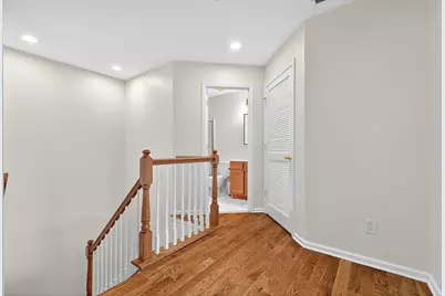 34 Marina Dr, Bayonne, NJ 07002 - Photo 10