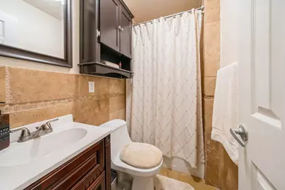 221 Pacific Ave, Jersey City, NJ 07304 - Photo 22