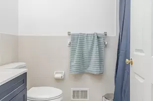 225 Belvedere Ave, Jersey City, NJ 07306 - Photo 14