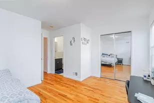 225 Belvedere Ave, Jersey City, NJ 07306 - Photo 12
