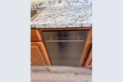 110 Lincoln St #4/2L, Jersey City, NJ 07307 - Photo 8