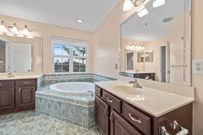 4 Boatworks Dr, Bayonne, NJ 07002 - Photo 12