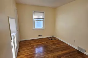 122 Eckel Rd, Little Ferry, NJ 07643 - Photo 6