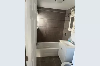 31 East 32nd St #2, Bayonne, NJ 07002 - Photo 6