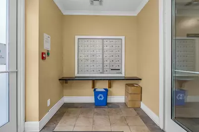 55 Mallory Ave #69, Jersey City, NJ 07305 - Photo 4