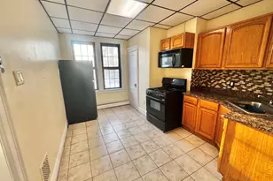 213 Gates Ave, Jersey City, NJ 07305 - Photo 10