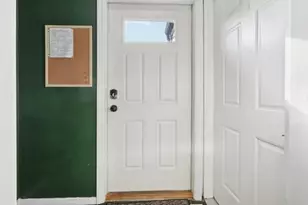 7 Laird Pl, Cliffside Park, NJ 07010 - Photo 18