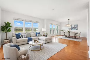 252 The Promenade, Edgewater, NJ 07020 - Photo 2