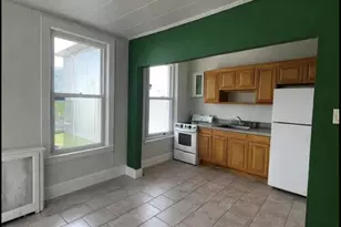 22 Whitman Ave, Jersey City, NJ 07306 - Photo 2