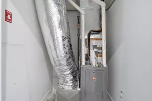 138 Weigands Ln, Secaucus, NJ 07094 - Photo 24