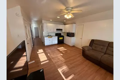 210 Ege Ave, Jersey City, NJ 07304 - Photo 38