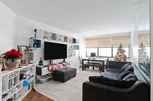 7002 Blvd E, Guttenberg, NJ 07093 - Photo 12