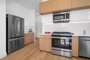 649 38th St, Union City, NJ 07087 - Photo 8