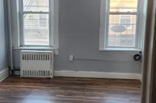 325 37th St, Union City, NJ 07087 - Photo 4