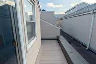 227 Christopher Columbus Dr, Jersey City, NJ 07302 - Photo 22