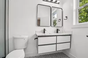 68 Thorne St, Jersey City, NJ 07307 - Photo 10