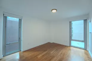 2 Shore Ln, Jersey City, NJ 07310 - Photo 20