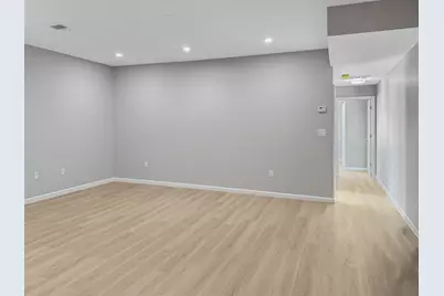 729-731 Broadway #2, Bayonne, NJ 07002 - Photo 4