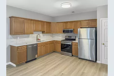 729-731 Broadway #2, Bayonne, NJ 07002 - Photo 8