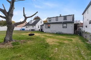 689 2nd St, Secaucus, NJ 07094 - Photo 18