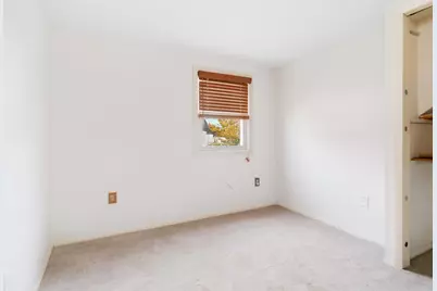 689 2nd St #2, Secaucus, NJ 07094 - Photo 14