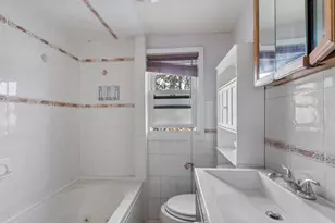 689 2nd St, Secaucus, NJ 07094 - Photo 16