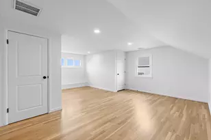 1054 Stonewall Ln, Secaucus, NJ 07094 - Photo 12