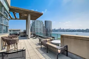 20 Newport Pkwy, Jersey City, NJ 07310 - Photo 10