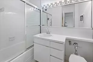 2077 Center Ave, Fort Lee, NJ 07024 - Photo 8