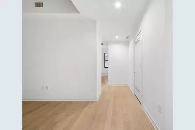 155 Bay St #804, Jersey City, NJ 07302 - Photo 8