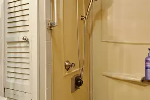 126 Lord Ave, Bayonne, NJ 07002 - Photo 20