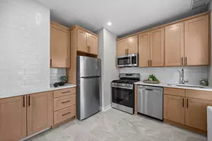 106 Garretson Ave, Bayonne, NJ 07002 - Photo 10