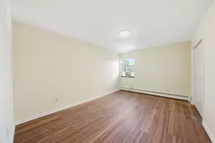 191 Griffith St, Jersey City, NJ 07307 - Photo 14