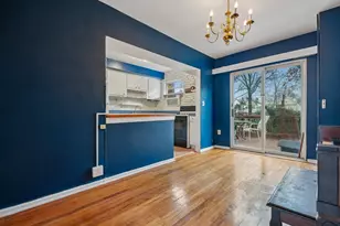 15 Towers St, Jersey City, NJ 07035 - Photo 8