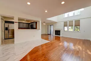 816 Topsail Ln, Secaucus, NJ 07094 - Photo 12