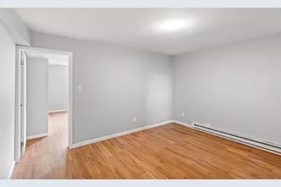 427 Kennedy Blvd #1B, Bayonne, NJ 07002 - Photo 8