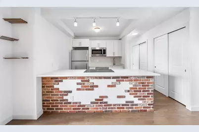 100 Manhattan Ave #416, Union City, NJ 07087 - Photo 6