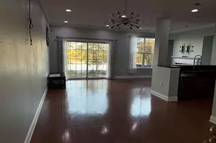 76 Lyon Ct, Jersey City, NJ 07305 - Photo 2