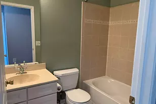 76 Lyon Ct, Jersey City, NJ 07305 - Photo 18