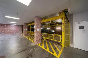 650 Montgomery St, Jersey City, NJ 07306 - Photo 16