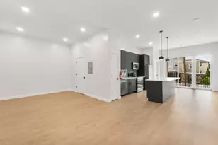 952 Broadway, Bayonne, NJ 07002 - Photo 2