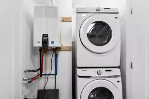 412 Whiton St, Jersey City, NJ 07304 - Photo 12