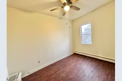 189 Van Horne St #2, Jersey City, NJ 07304 - Photo 10