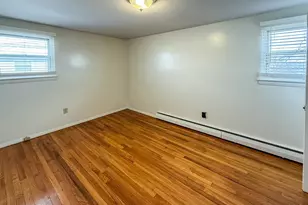 57 Suburbia Ct, Jersey City, NJ 07305 - Photo 10