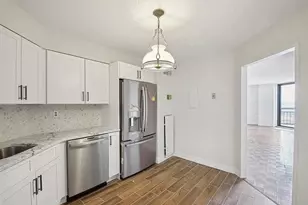 2138 Harmon Cove Tower, Secaucus, NJ 07094 - Photo 4