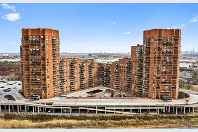 2138 Harmon Cove Tower, Secaucus, NJ 07094 - Photo 16