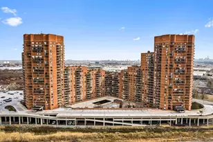 2138 Harmon Cove Tower, Secaucus, NJ 07094 - Photo 16