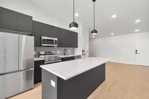 952 Broadway, Bayonne, NJ 07002 - Photo 2